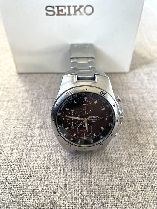 Продавам ръчен часовник Cейко Seiko
