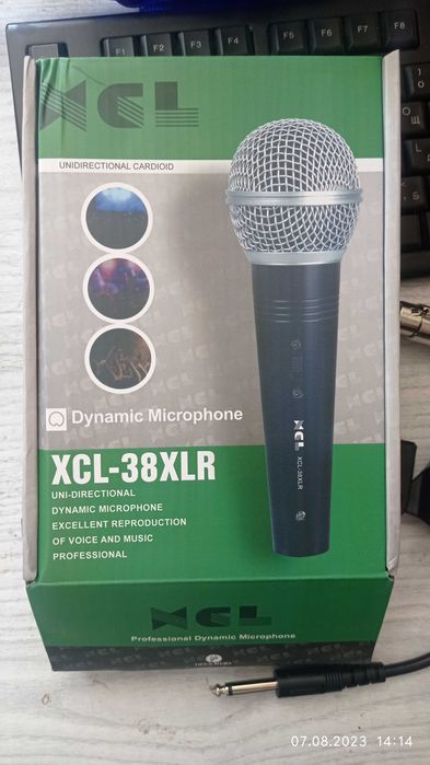 Качественные новые микрофоны для караоке и пр..