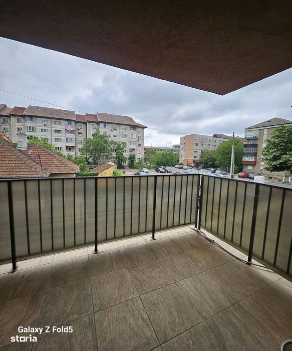 Apartament cu 3 camere de închiriat – zona Rogerius, Oradea