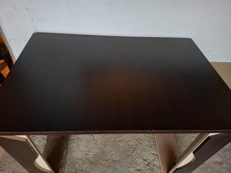 Vând masa de bucătărie  L120 -l 80cm