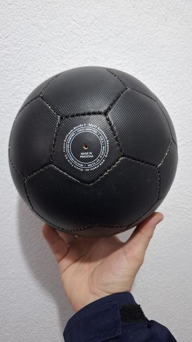 Minge de fotbal Made în Pakistan