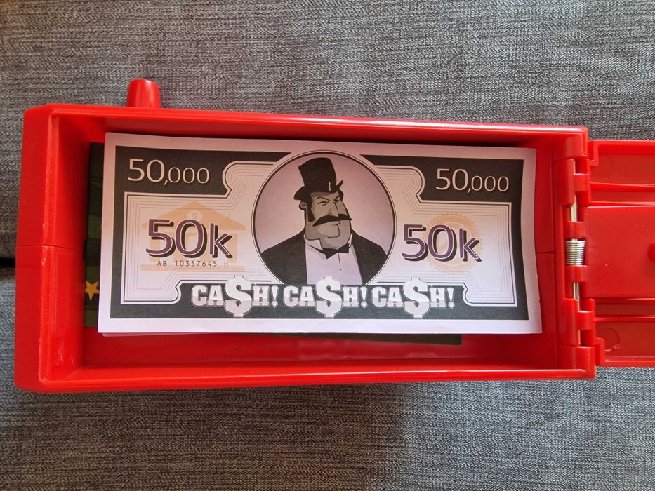 Парти пистолет за пари