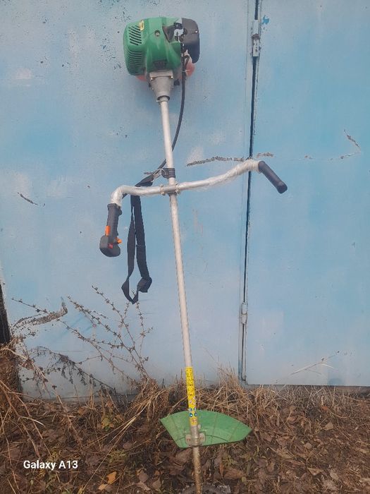 Газонакасилка в хорошом состаяние