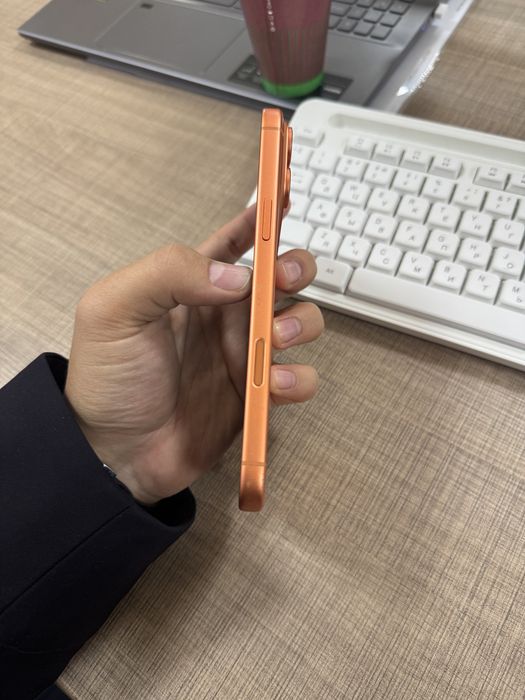 Iphone 17 pro max 1 sim 1 esim