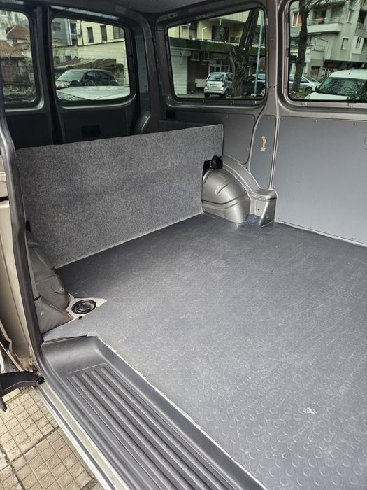 Продавам WV  Транспортер Комби