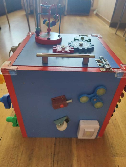 Детский мультибокс (игровой куб)