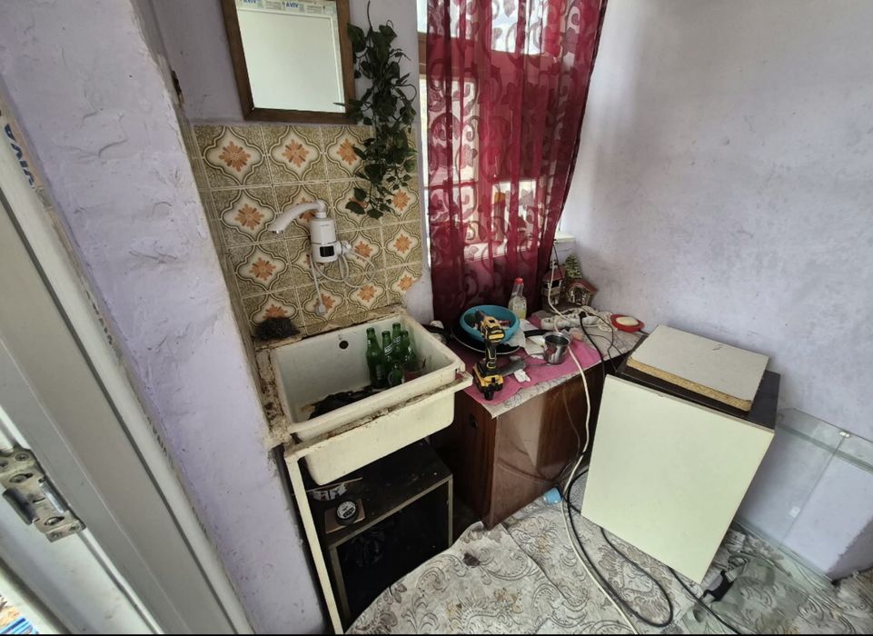 Къща с двор в гр. Варна– под Мол Варна