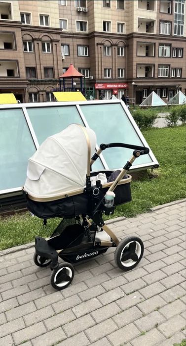Коляска Belecoo.