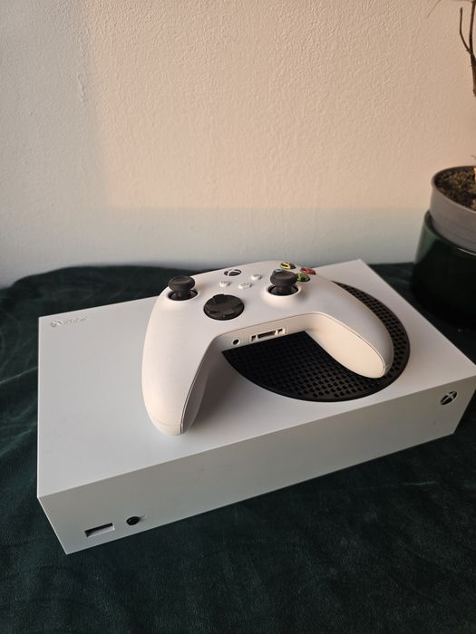 Consolă Microsoft Xbox Series S (512GB SSD) + Controler Wireless alb
