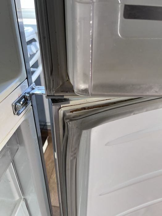 Холодильник LG бу