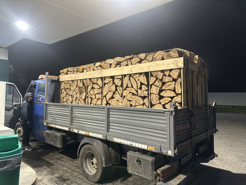 De vânzare lemne de foc