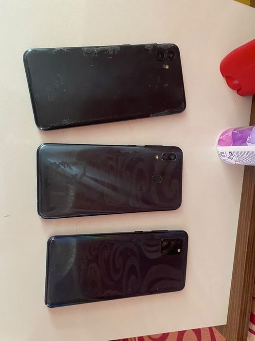 Телефон Samsung.