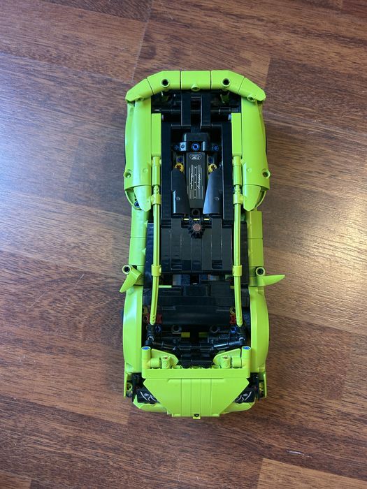 LEGO Technic 42161 Lamborghini Huracán Tecnica – completă, stare foarte bună