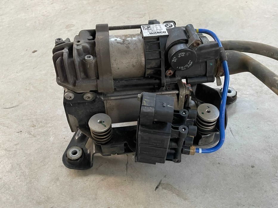 Compresor perne aer Bmw seria 7 G11 - G12 cod 6861882