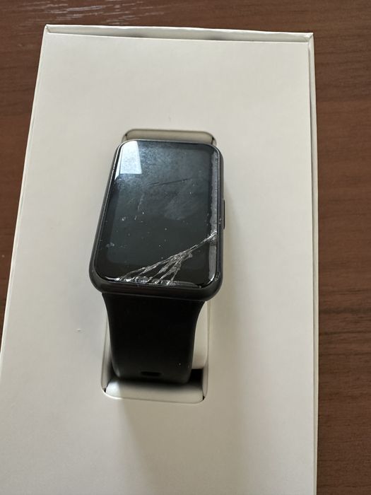 Часы Huawei watch fit