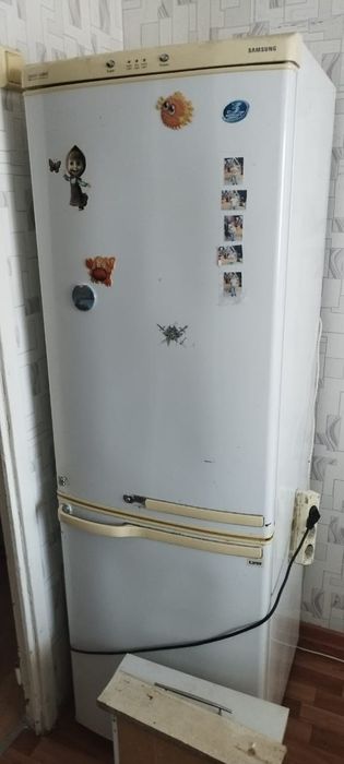 Продам холодильник в рабочем состояние