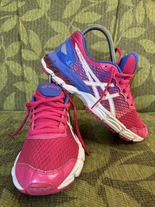 Дамски маратонки ASICS Gel-Nimbus 18