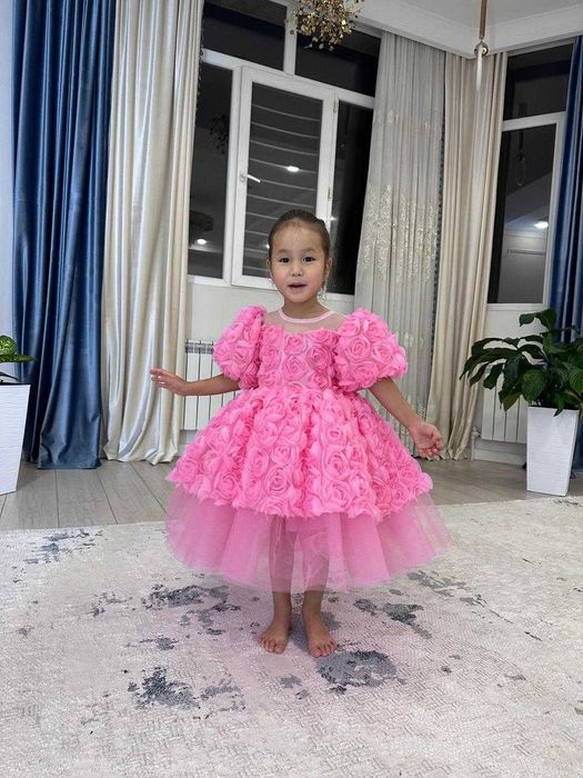 Платье для девочки 3–6 лет в ретро стиле 8 марта