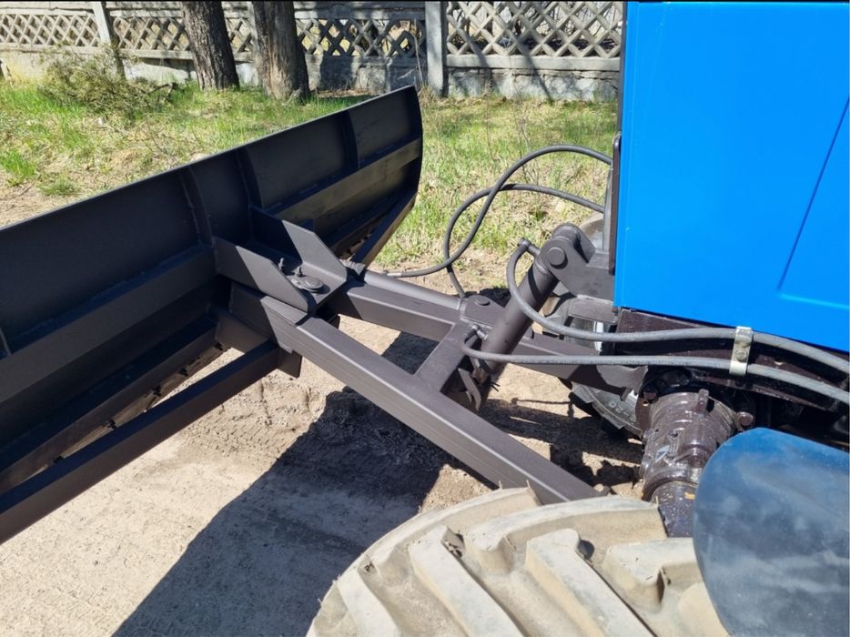 Отвал комунальный снегоуборочный