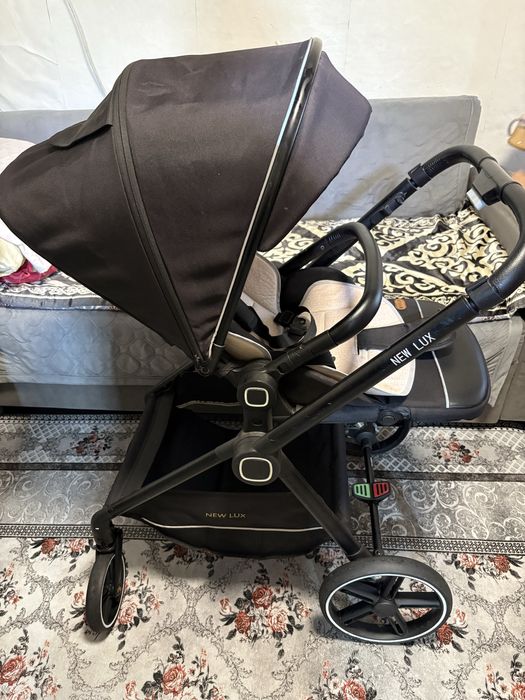 Продам детскую коляску