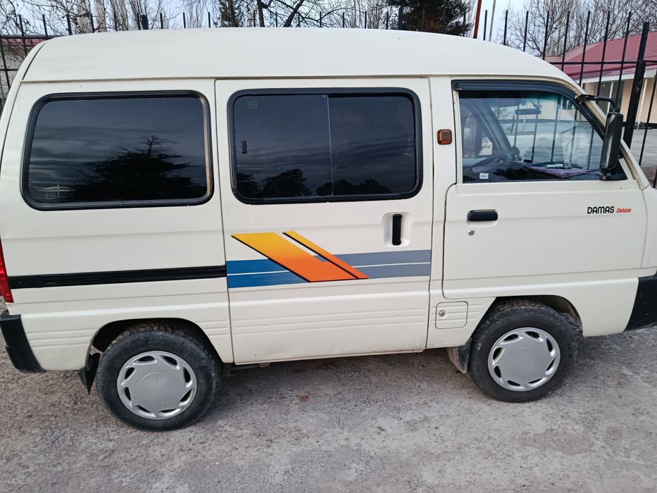 Дамас срочна сотилади