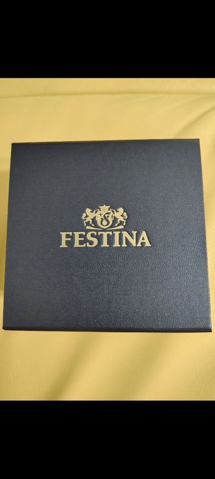 Vând ceas bărbătesc Festina automatic auriu nou