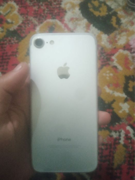 Iphone 7 sotiladi