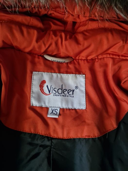 Продам куртку женскую