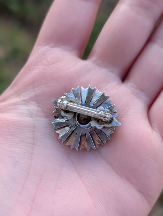 Brose veche din argint, in forma de floare, ametist, STERLING, copii