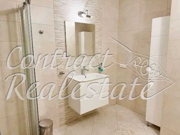 Дава се под наем Тристаен апартамент в Варна, Център - 95 кв.м за 765 € - Снимка #4