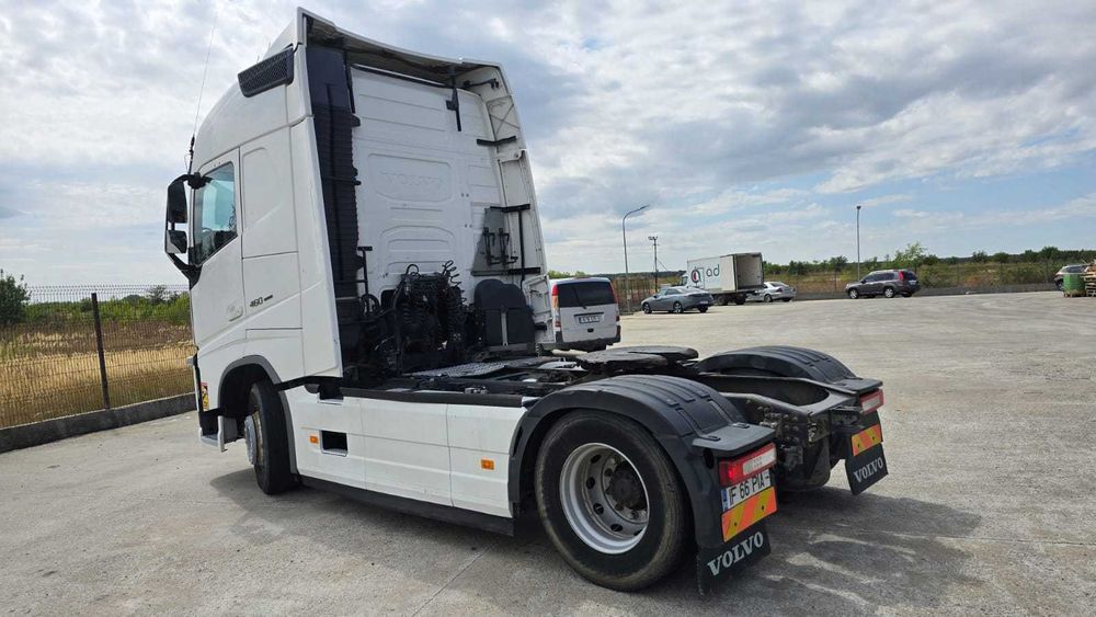 Cap tractor VOLVO FH