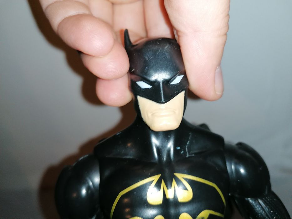 Batman, Iron, Hulk super eroi