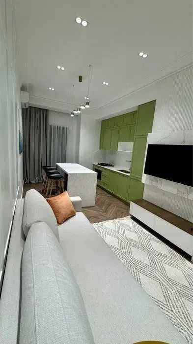 СДАЕТСЯ квартира! МИНОР метро / жк КАЗАХСТАН! никто не жил! KAZAXSTAN!