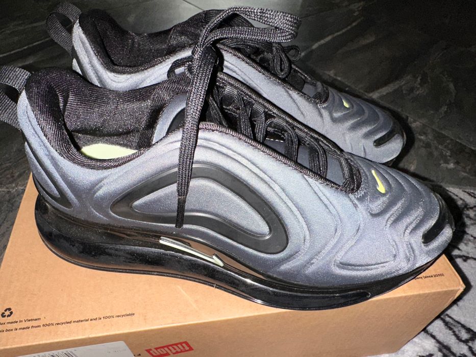 Маратонки и чанти