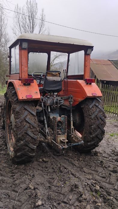 Vând tractor fiat 615
