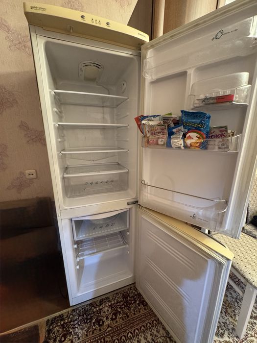 Продам холодильник б/у