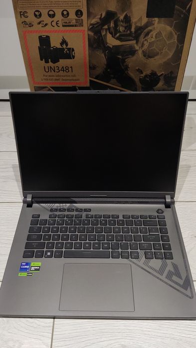 Игровой ноутбук Asus Rog Strix G16