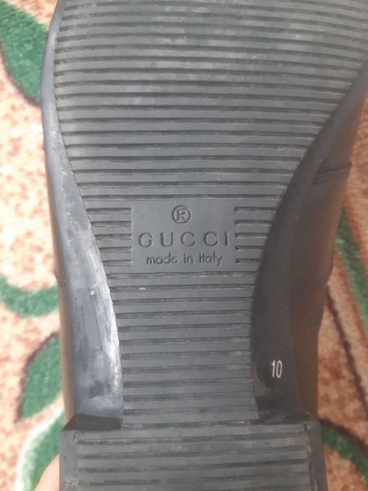 продам оригинальные мужские туфли Gucci