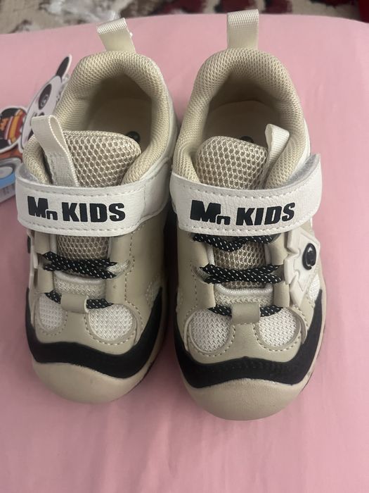 Кросовка 23размер