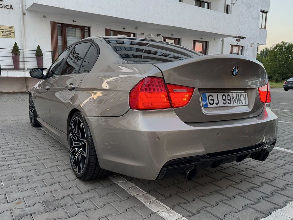 BMW 3 Series 2011 — imagine 4