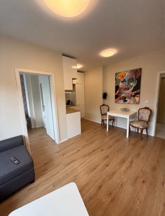 Продава се Тристаен апартамент в Варна, Бриз - 74 кв.м за 2771 €/кв.м - Снимка #2
