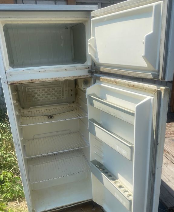 Продам холодильник в рабочем состоянии