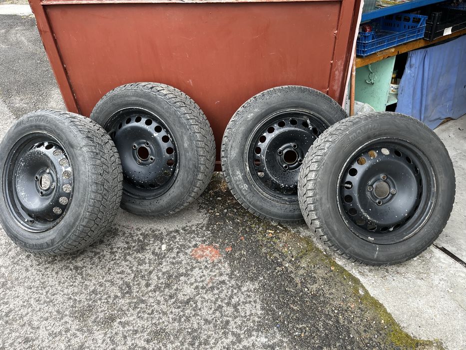 Jante logan 2  4x100 cu anvelope de fabrica  185 65 15