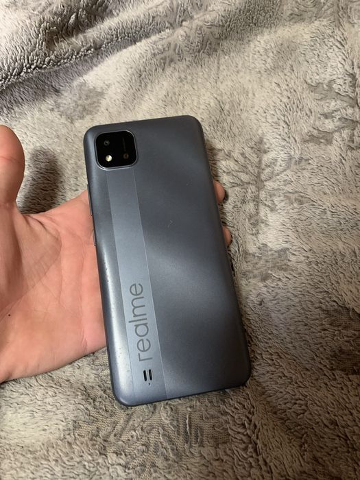 Продам телефон реалми