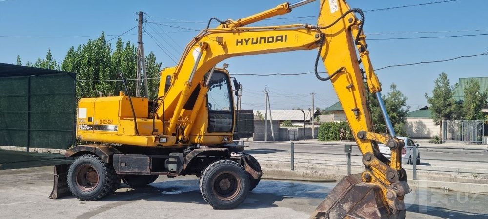 Hyundai 1400 yili 2004 ishlab turpti holati yaxshi mator karopkasi zor