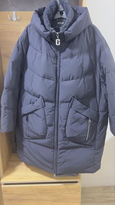 Продам зимнюю куртку.