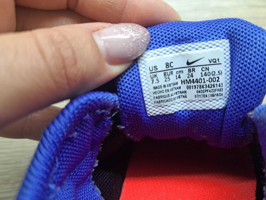 Маратонки NIKE 25 размер