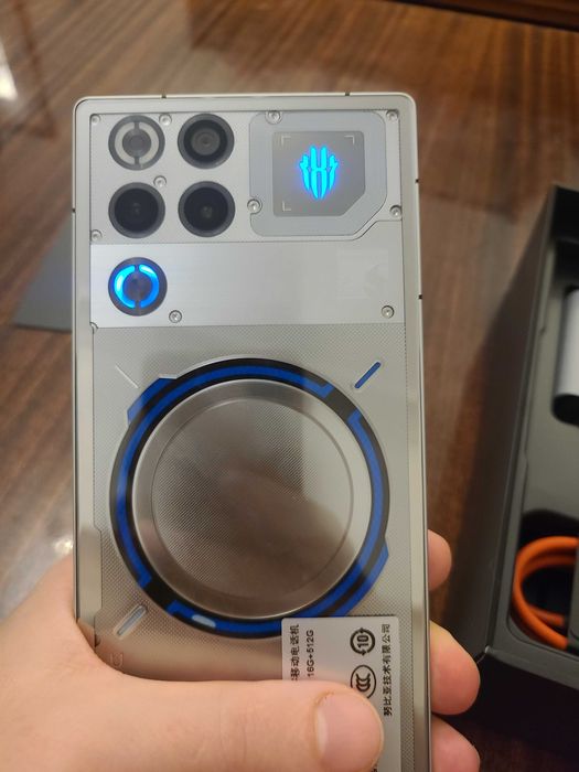 Nubia Red Magic 11 Pro+ Dual sim 5G глобален, 7500mAh, 120W зареждане