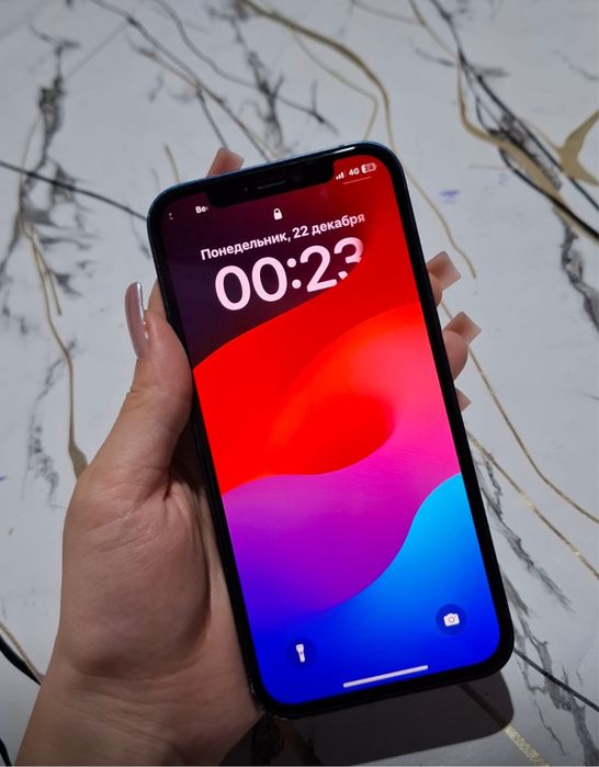 iPhone 12 с гарантией