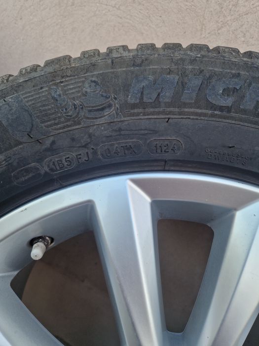Vand 4 roti de Tuareg 5×130 cauciucuri michelin cross climate 225/55/18 Dot 2024